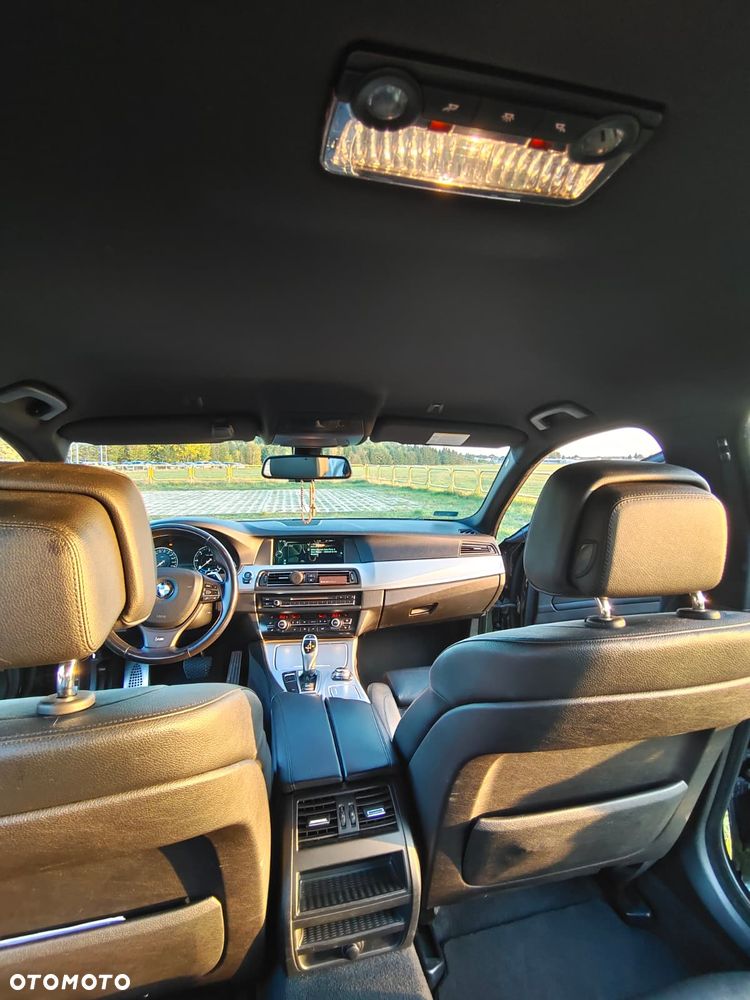 BMW Seria 5 520d Sport-Aut - 15