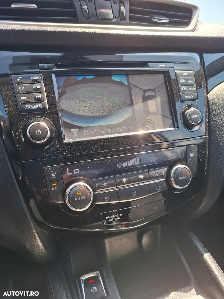 Nissan Qashqai 1.5 DCI Start/Stop N-Connecta - 9
