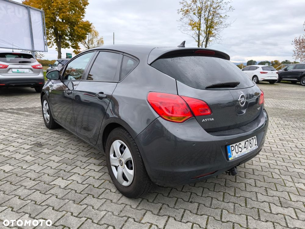 Opel Astra 1.7 CDTI Cosmo - 3
