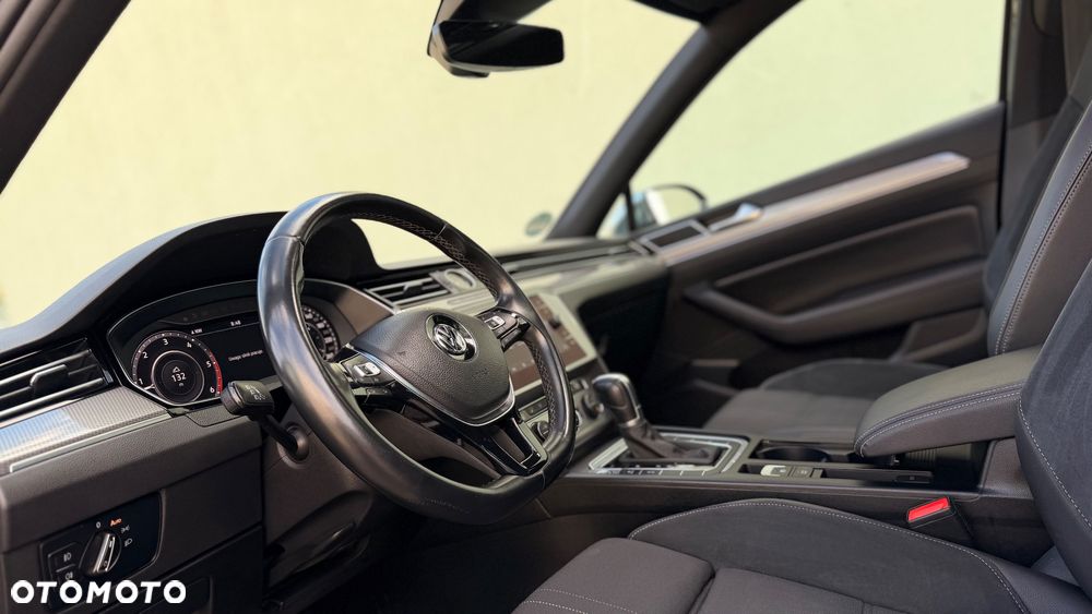 Volkswagen Passat Alltrack 2.0 TDI SCR 4Motion DSG - 39