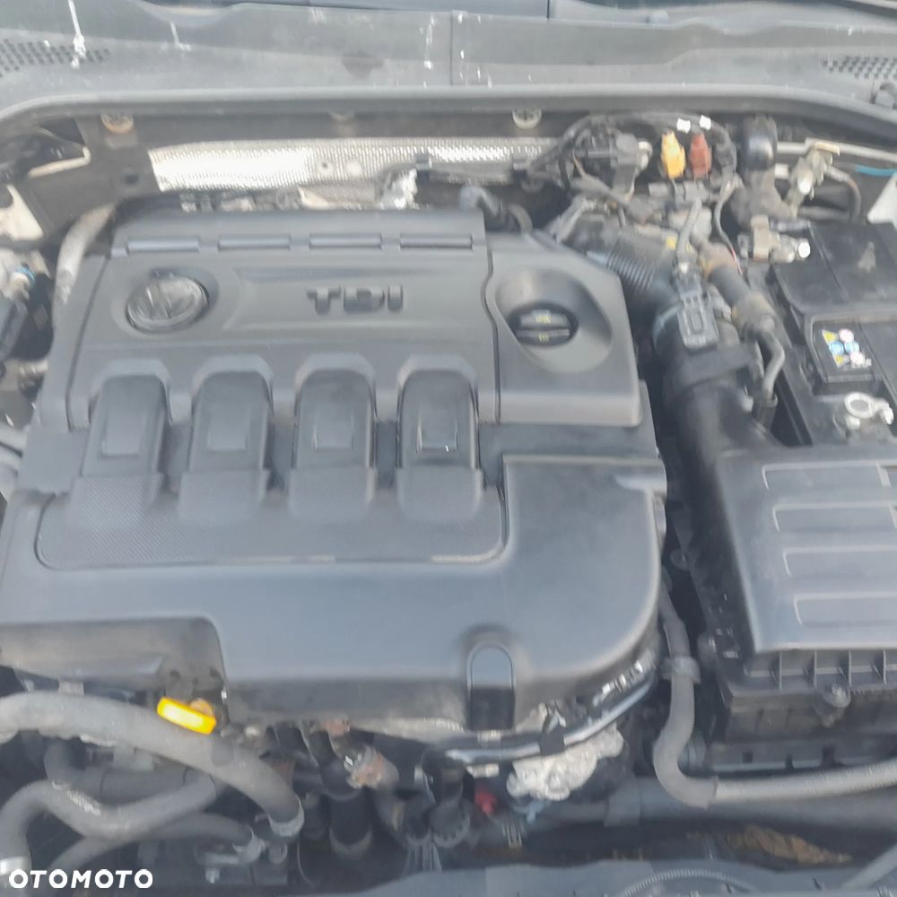 Volkswagen Golf 1.6 TDI BlueMotion Trendline - 7