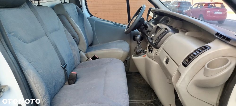 Renault Trafic - 9