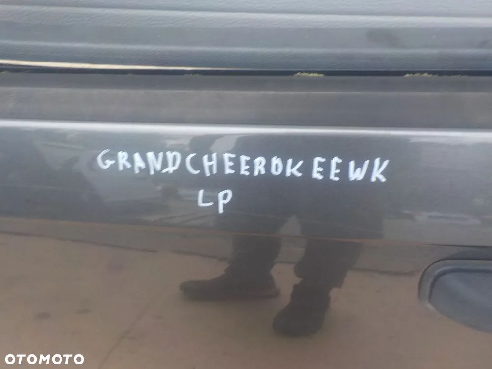 JEEP GRAND CHEROKEE WK DRZWI LEWY PRZÓD - 2
