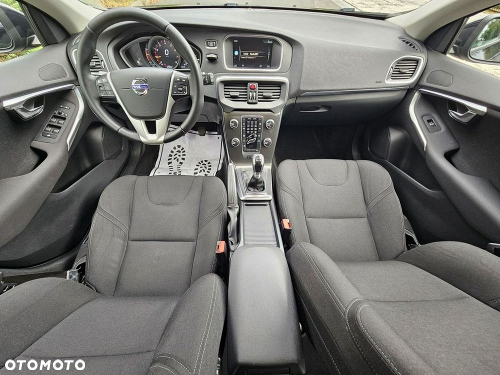 Volvo V40 T2 Drive-E Momentum - 8