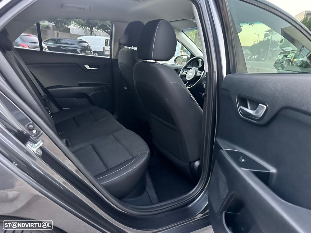 Kia Rio 1.4 CRDi TX Prime - 34