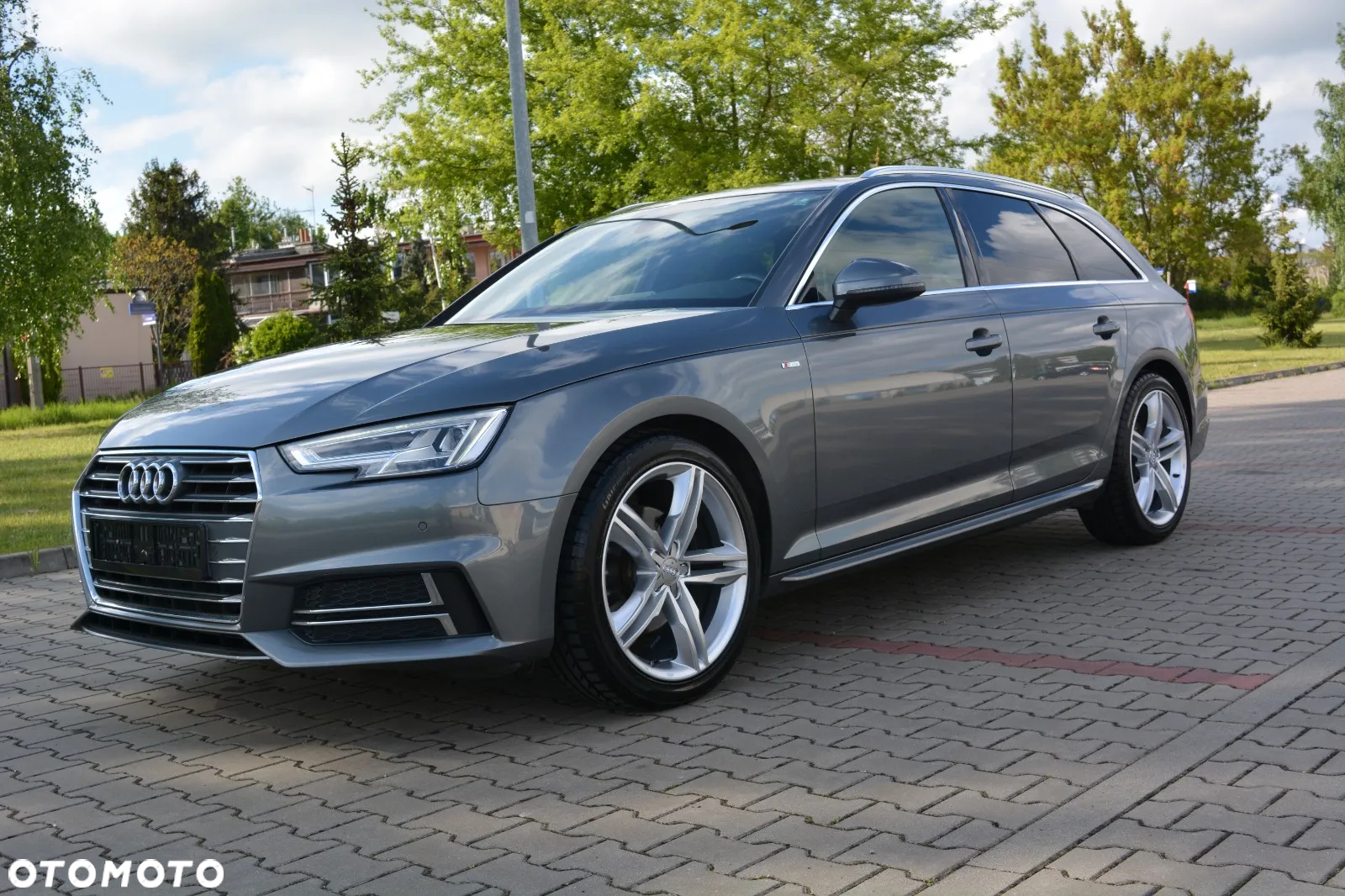 Audi A4 Avant 2.0 TDI DPF clean diesel S line Sportpaket - 32