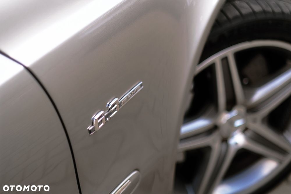 Mercedes-Benz Klasa E 63 AMG - 38