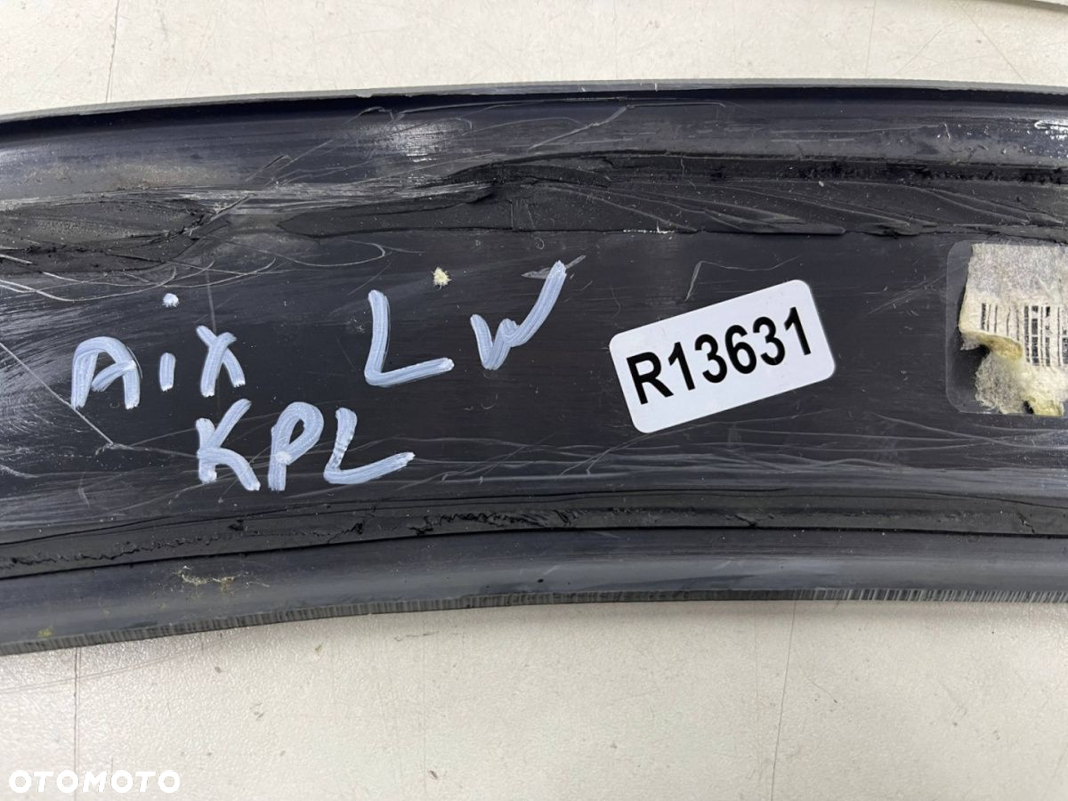 Plastik Aixam Crossline 08r.- LEWA górna osłona słupka szyby przedniej KOMPLET - 2