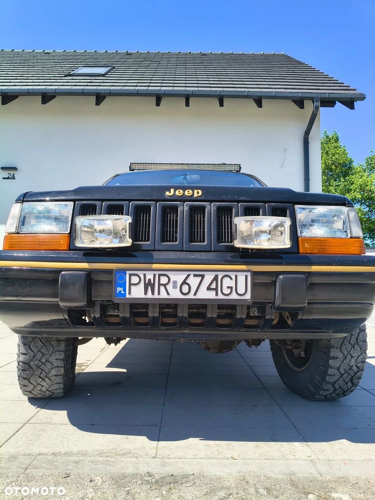 Jeep Grand Cherokee 5.2 Limited - 10