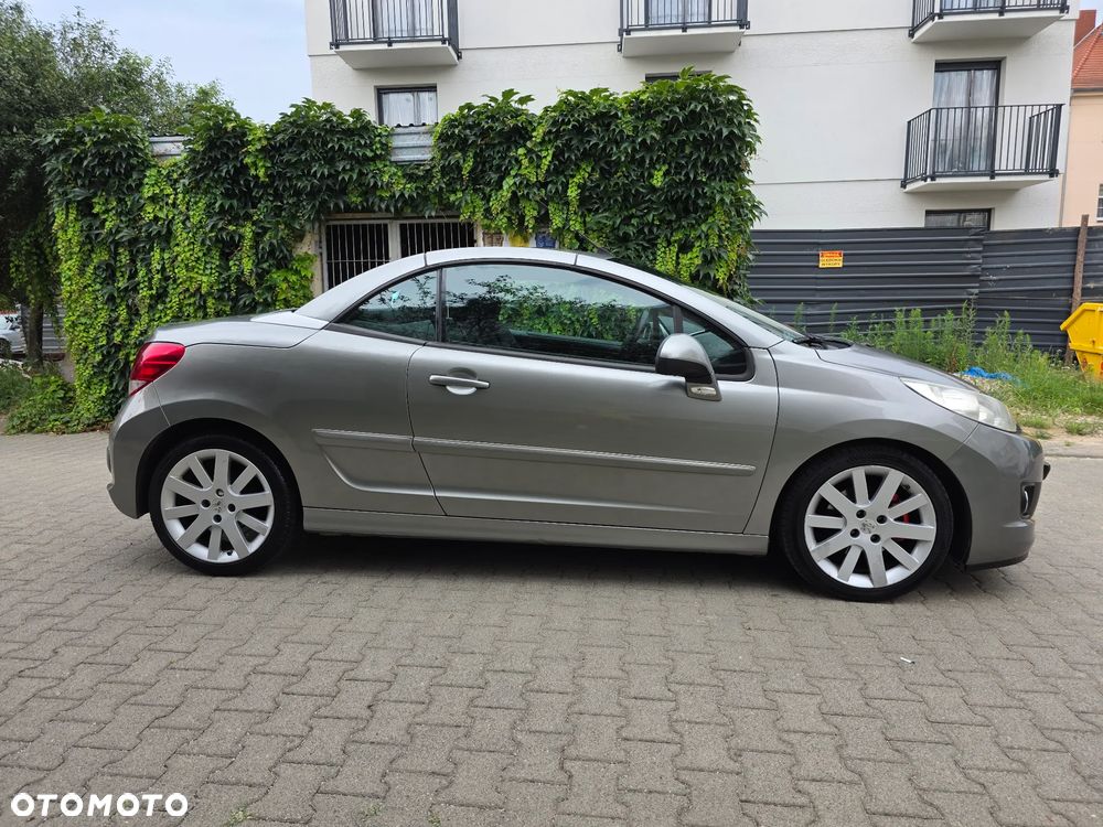 Peugeot 207 CC 1.6 Intense - 33