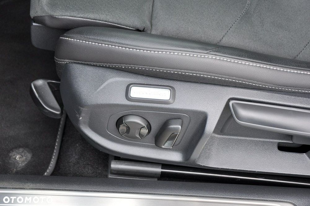 Volkswagen Arteon 2.0 TSI DSG R-Line Edition - 11