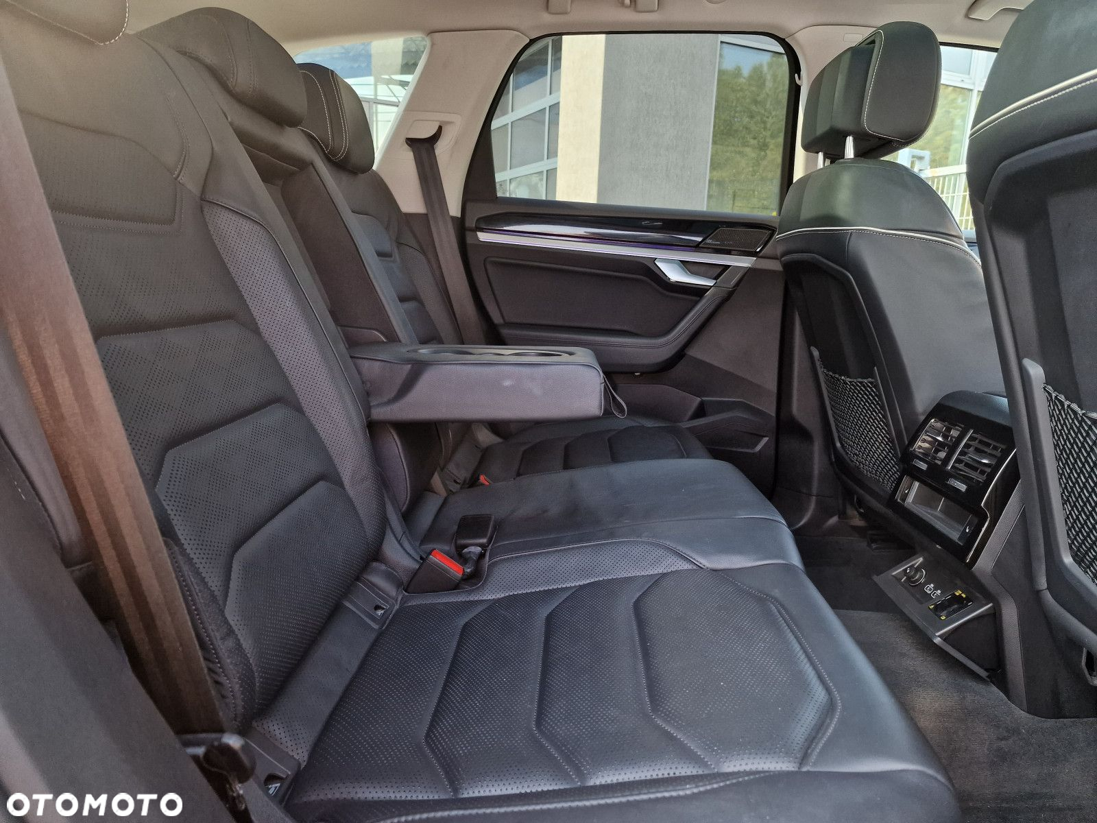 Volkswagen Touareg - 17