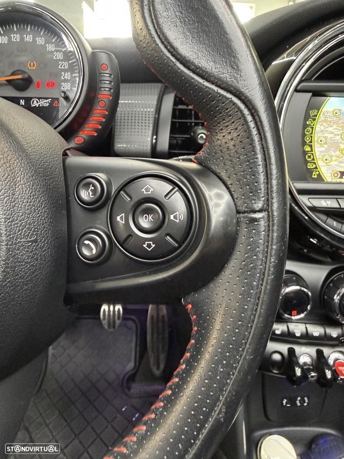MINI Cabrio - 36