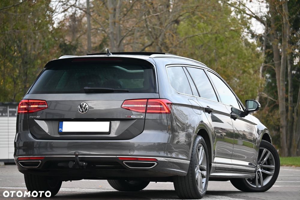 Volkswagen Passat - 14