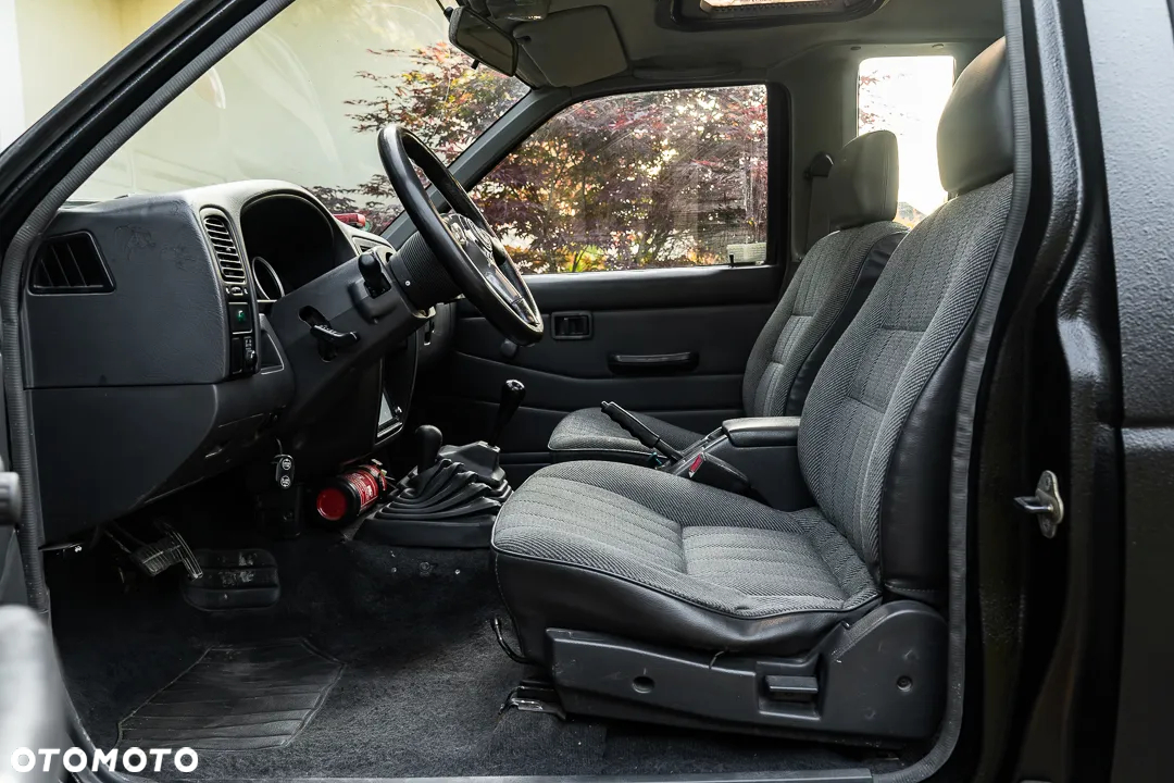 Nissan Pickup 2.5 TDi 4WD - 16