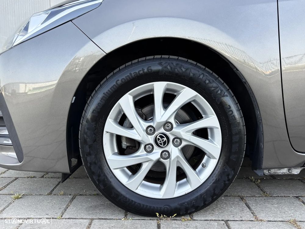 Toyota Corolla 1.4 D-4D Exclusive - 7