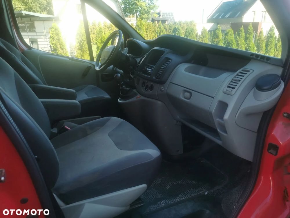 Renault Trafic - 9