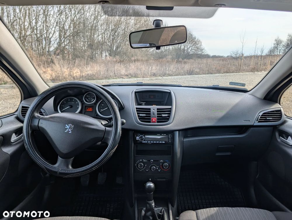 Peugeot 207 1.4 Presence - 6