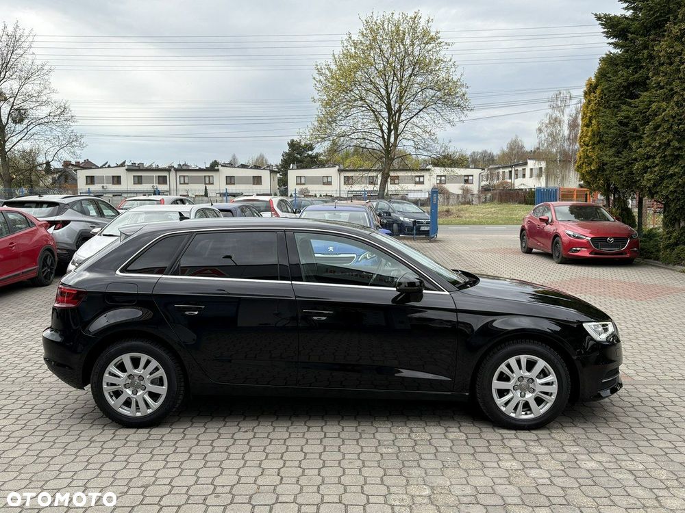 Audi A3 Sportback - 5