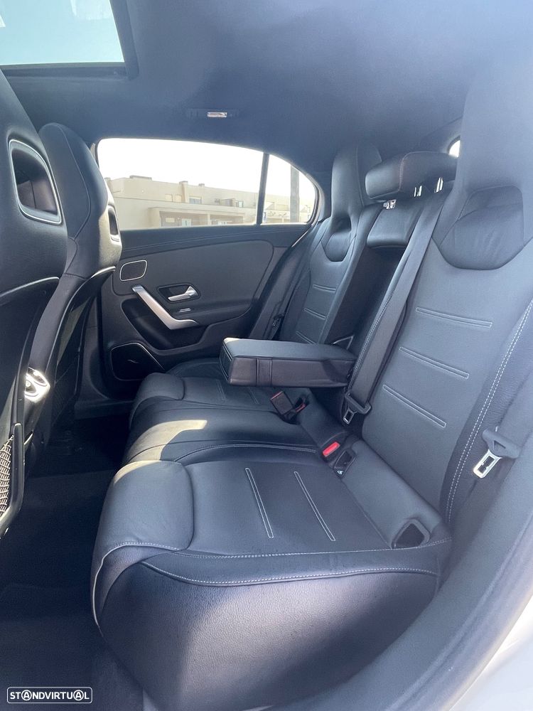 Mercedes-Benz A 200 4Matic 8G-DCT AMG Line - 19