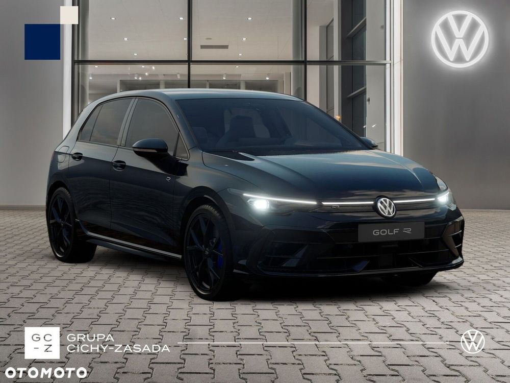 Volkswagen Golf - 8
