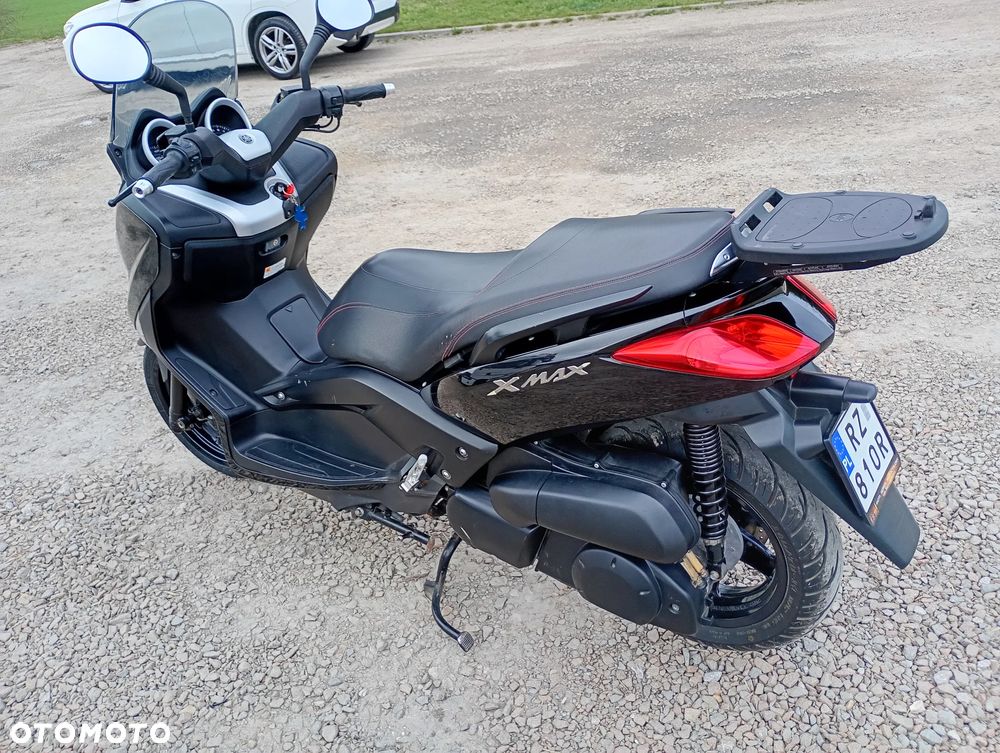 Yamaha X-max - 9