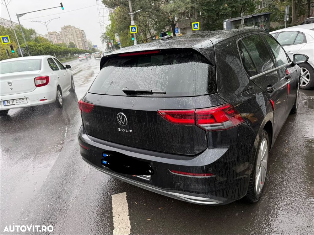 Volkswagen Golf 1.5 TSI ACT Style - 9