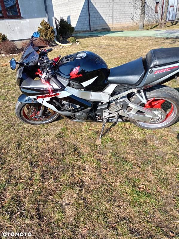 Honda CBR - 12