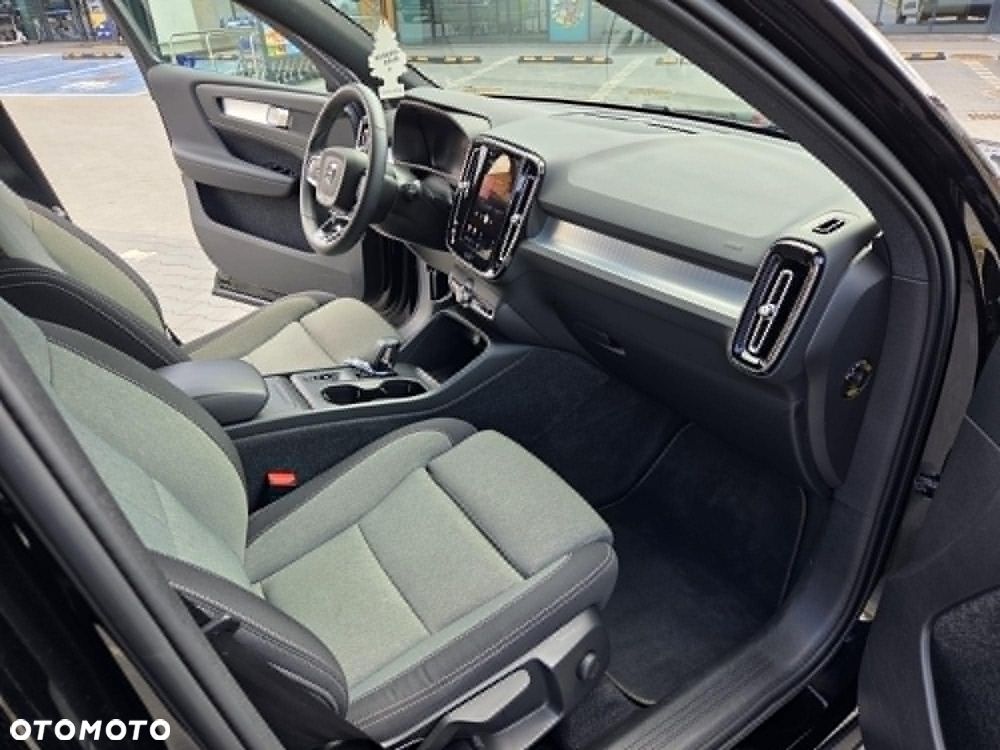 Volvo XC 40 B3 Core - 9