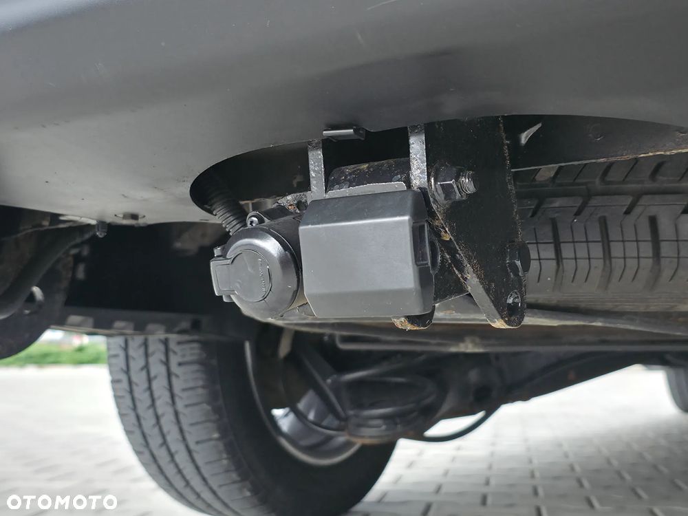 Peugeot EXPERT 2.0 HDI 177 KM AUTOMAT IZOTERMA KRAJOWY BEZWYPADKOWY I WŁAŚCICIEL DRZWI PRZESUWNE Z DWÓCH STRON - 37