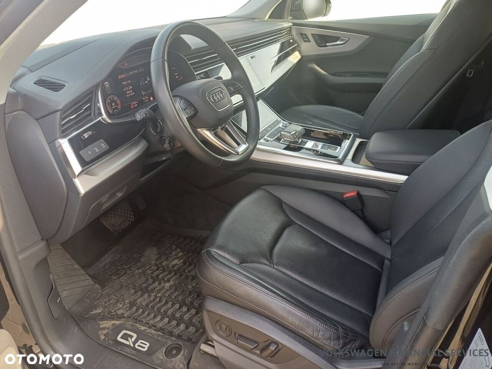 Audi Q8 - 6