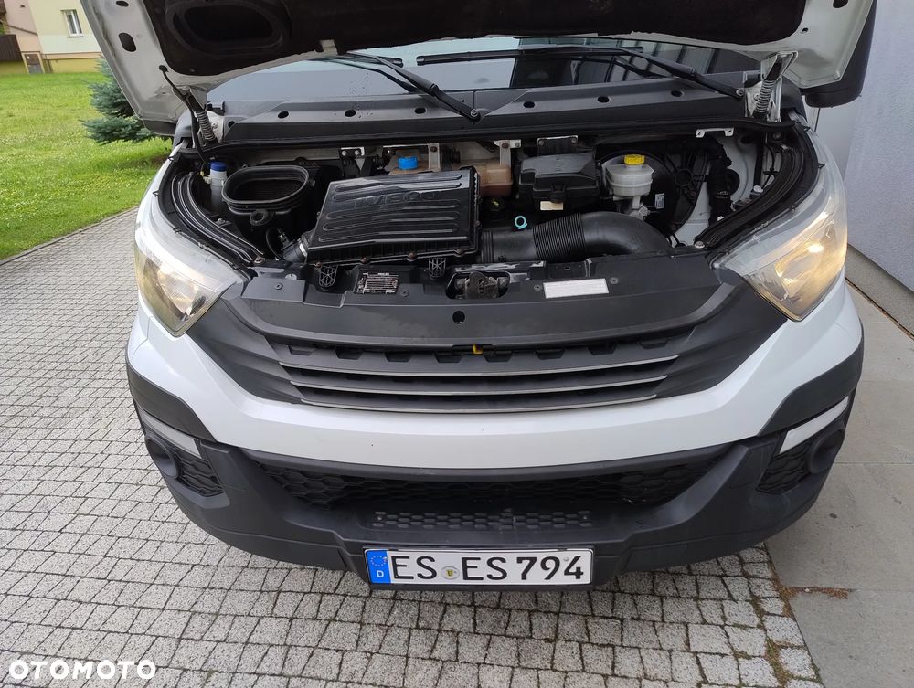 Iveco DAILY 35S16 NOWY MODEL 2.3 HPI (160KM) HI-MATIC (L4H2) MAX LONG (EURO,6) KLIMA STAN IDEALNY 100% ORYGINAŁ KM SERWIS NIE MA RDZY - 22