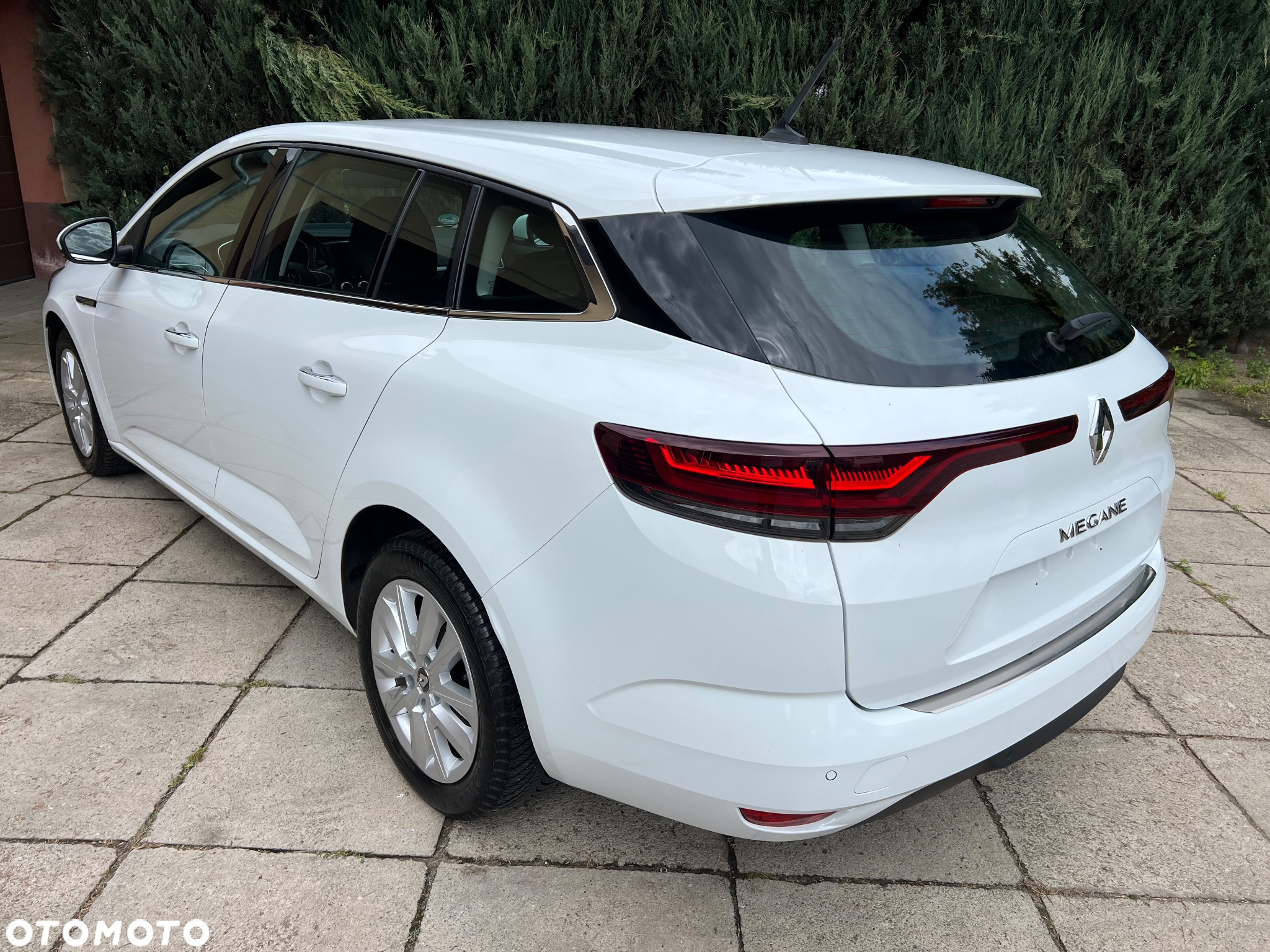 Renault Megane 1.3 TCe FAP Equilibre - 3