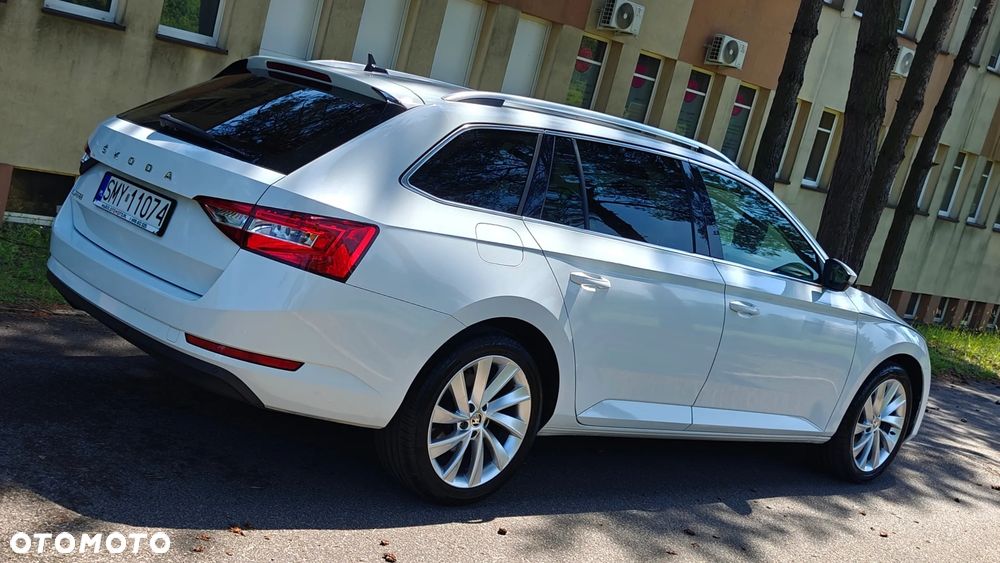 Skoda Superb 1.5 TSI DSG Ambition - 9