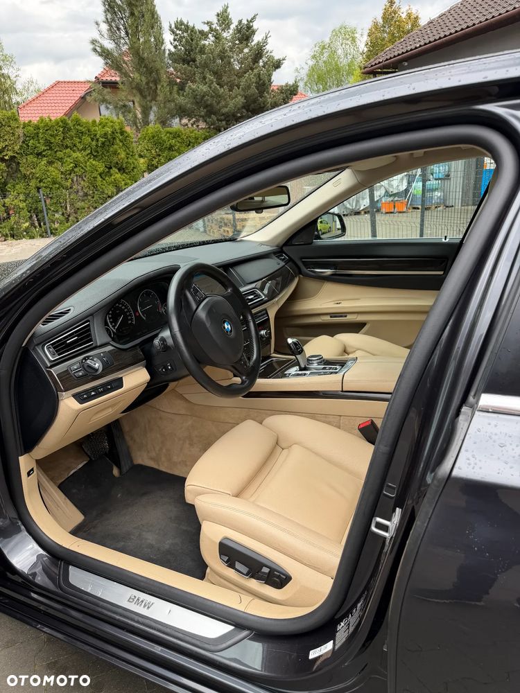 BMW Seria 7 730d xDrive - 3