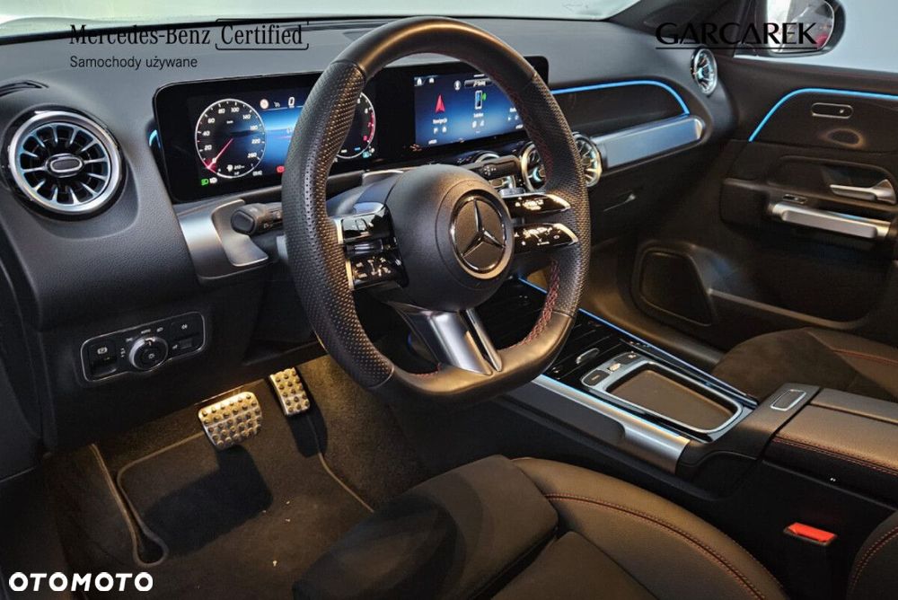 Mercedes-Benz GLB 200 AMG Line 7G-DCT - 17
