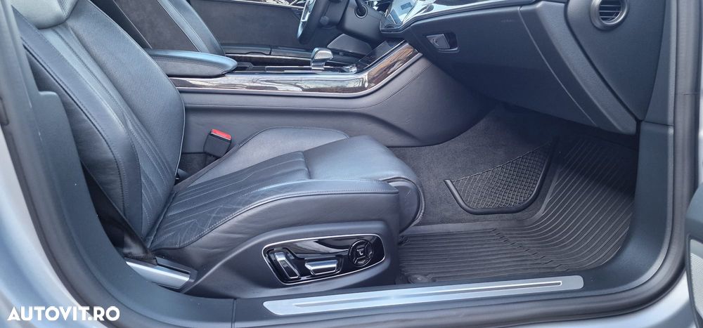 Audi A8 L 55 TFSI quattro tiptronic - 15