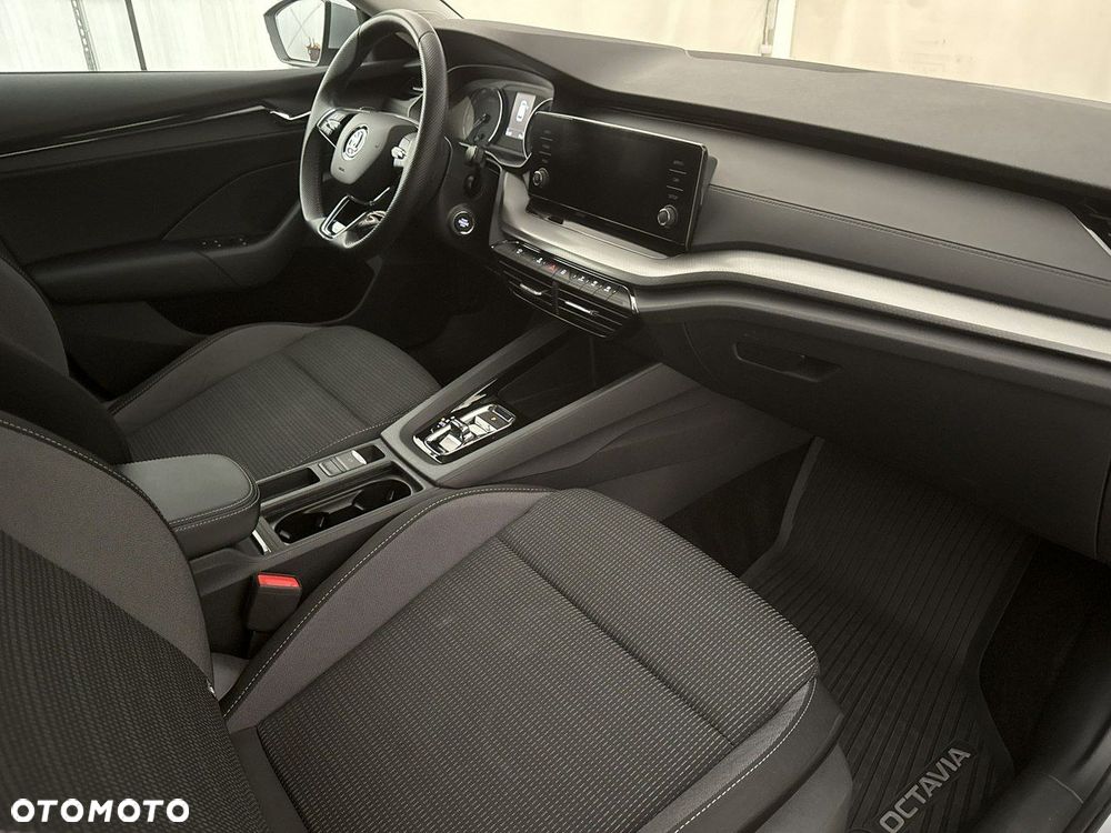 Skoda Octavia - 24