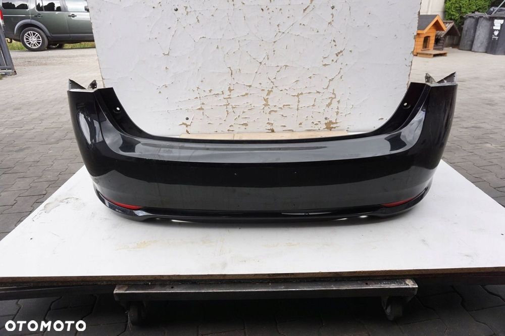 ZDERZAK TYŁ TOYOTA AVENSIS T27 FL 2 SEDAN 209 - 1