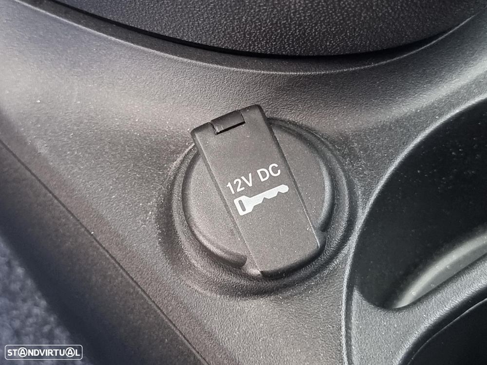 Fiat 500 1.0 Hybrid Lounge - 32
