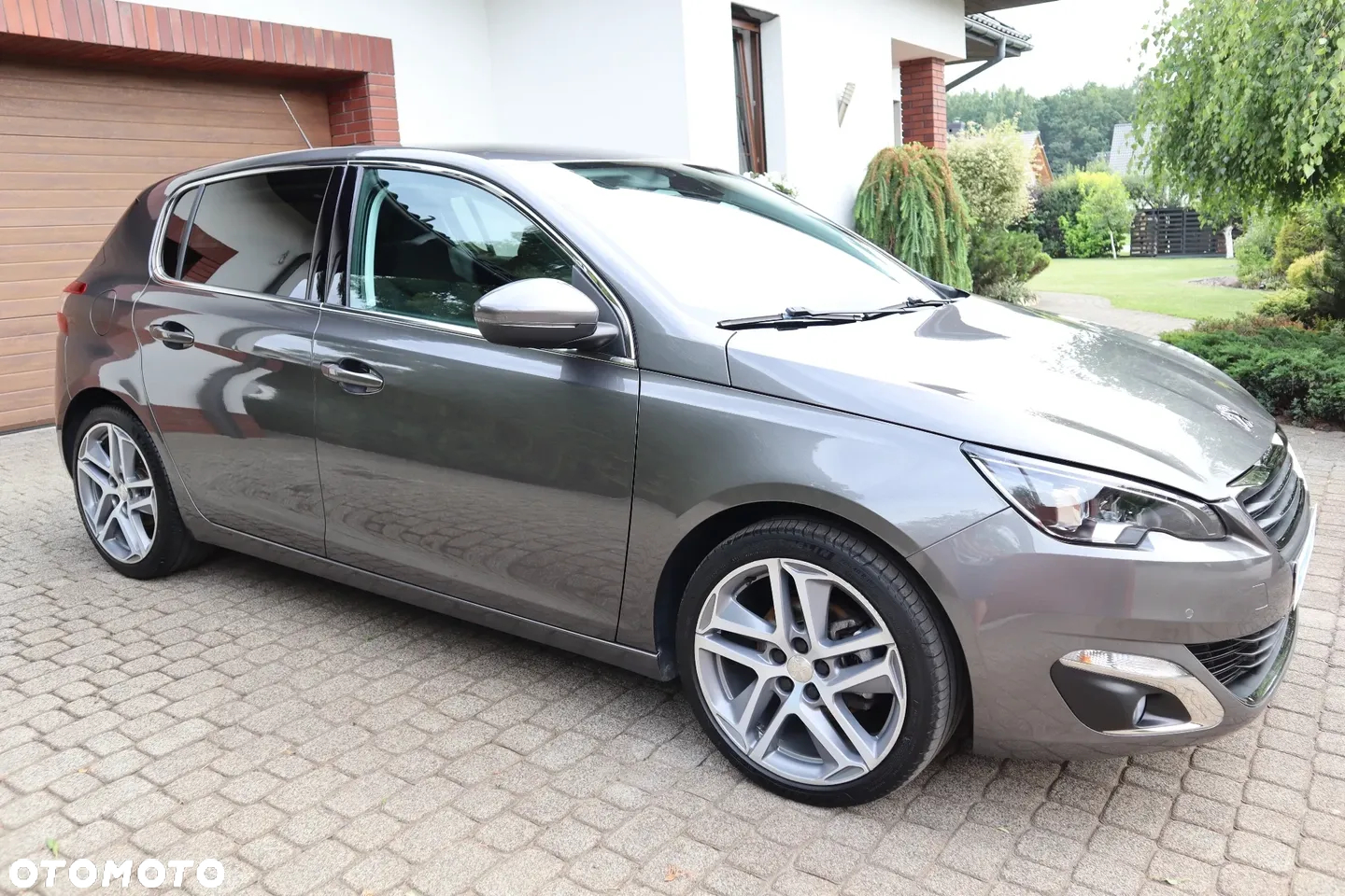 Peugeot 308 1.2 PureTech Allure S&S - 6