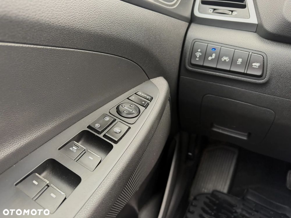 Hyundai Tucson 2.0 CRDI Premium 4WD - 17