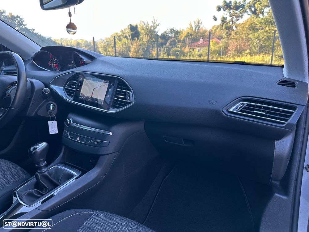 Peugeot 308 PureTech 110 Stop & Start Style - 12