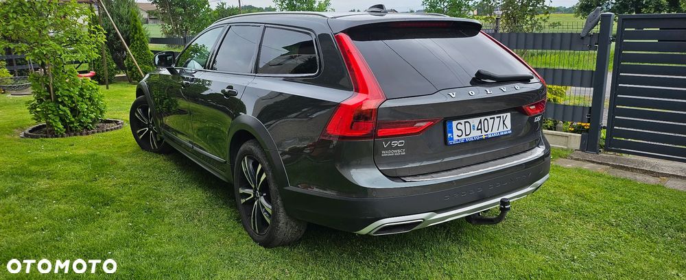 Volvo V90 Cross Country D5 AWD Pro - 14