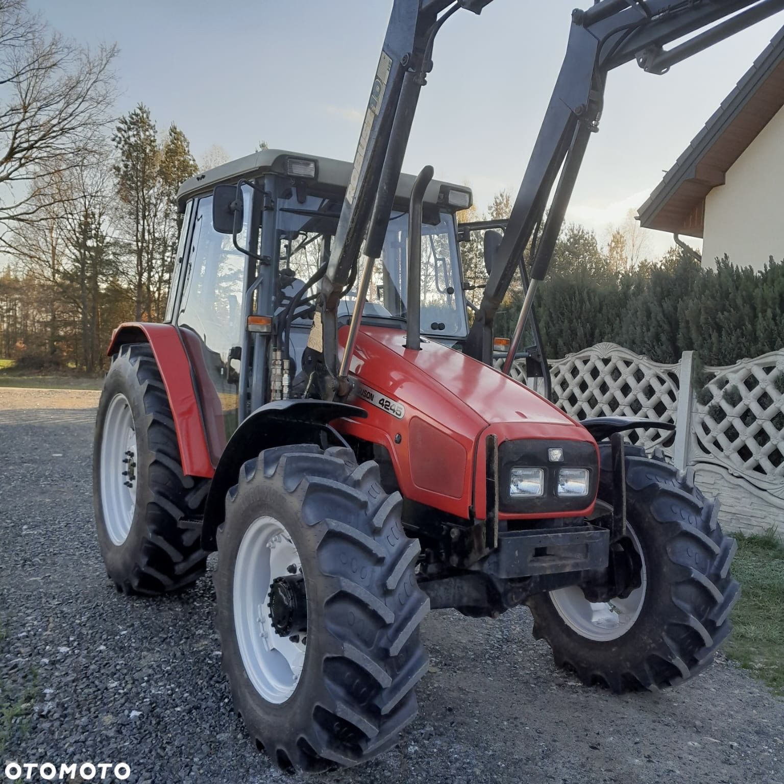 Massey Ferguson 4245 - 1