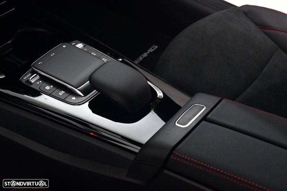 Mercedes-Benz CLA 180 - 18