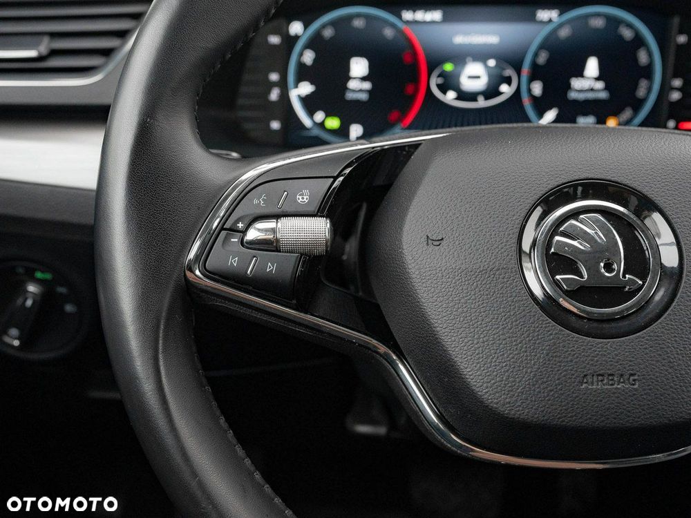 Skoda Superb 2.0 TDI SCR Style DSG - 17