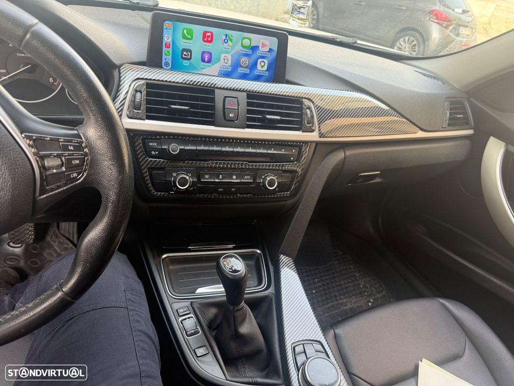 BMW 318 d Blue Performance Sport Line - 6
