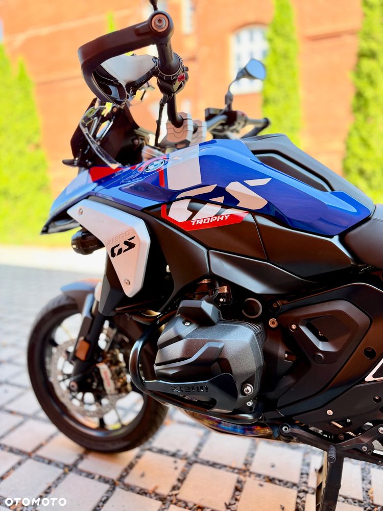BMW R - 9