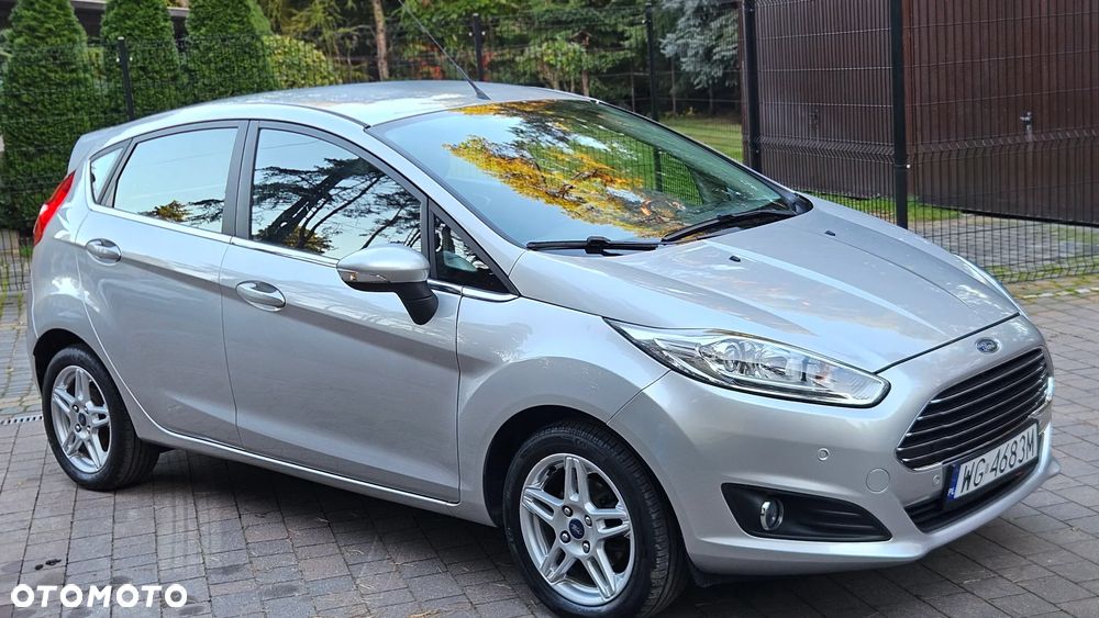 Ford Fiesta - 12